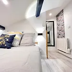 Le Loft ~ A 4 Min De La Gare, Fibre + Parking Prive Holiday home *