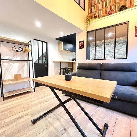 Le Loft ~ A 4 Min De La Gare, Fibre + Parking Prive Пуатьє