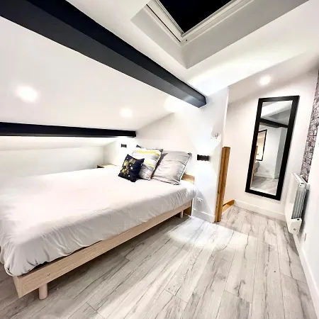 Le Loft ~ A 4 Min De La Gare, Fibre + Parking Prive * Пуатьє
